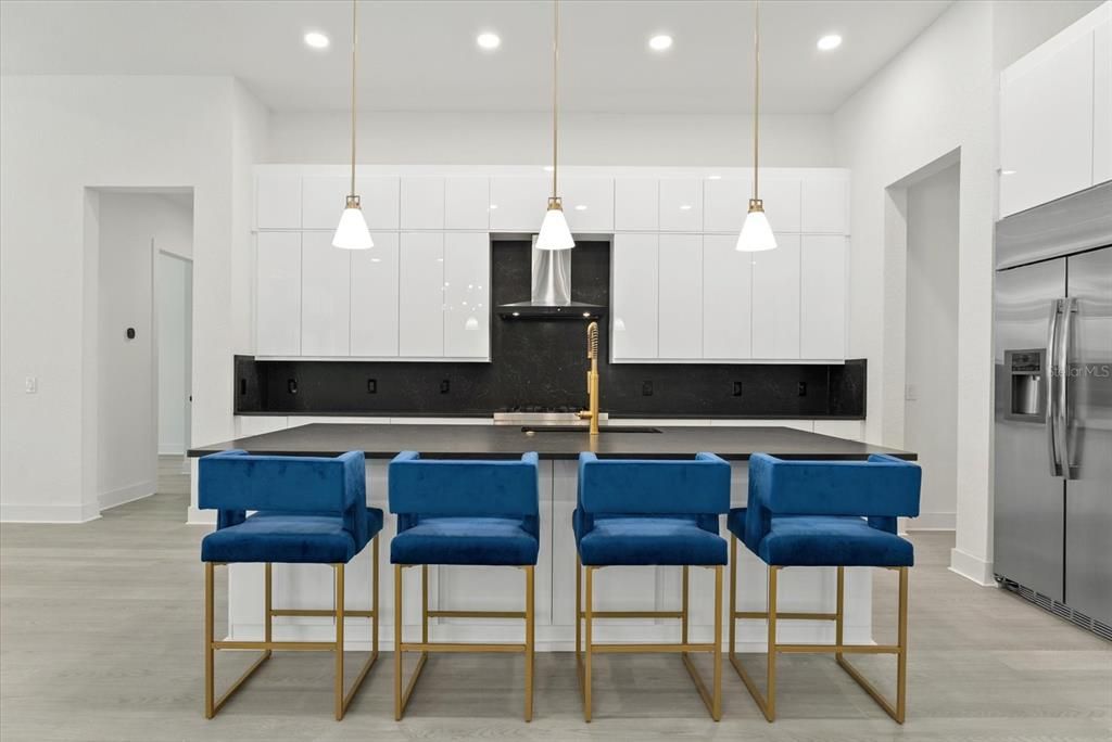 For Sale: $1,675,000 (4 beds, 4 baths, 3604 Square Feet)
