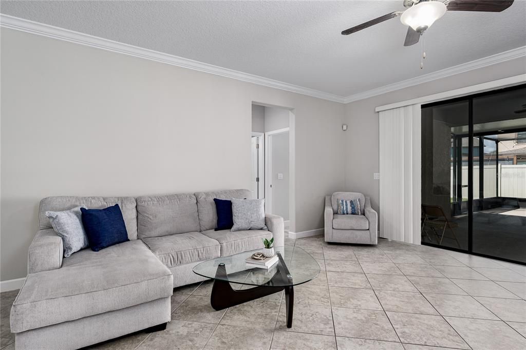 Active With Contract: $399,000 (4 beds, 3 baths, 2293 Square Feet)