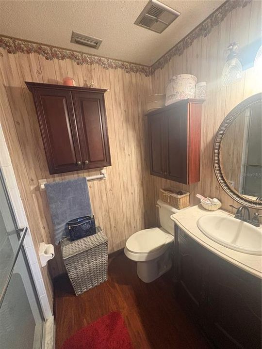 На продажу: $299,000 (3 спален, 2 ванн, 1446 Квадратных фут)