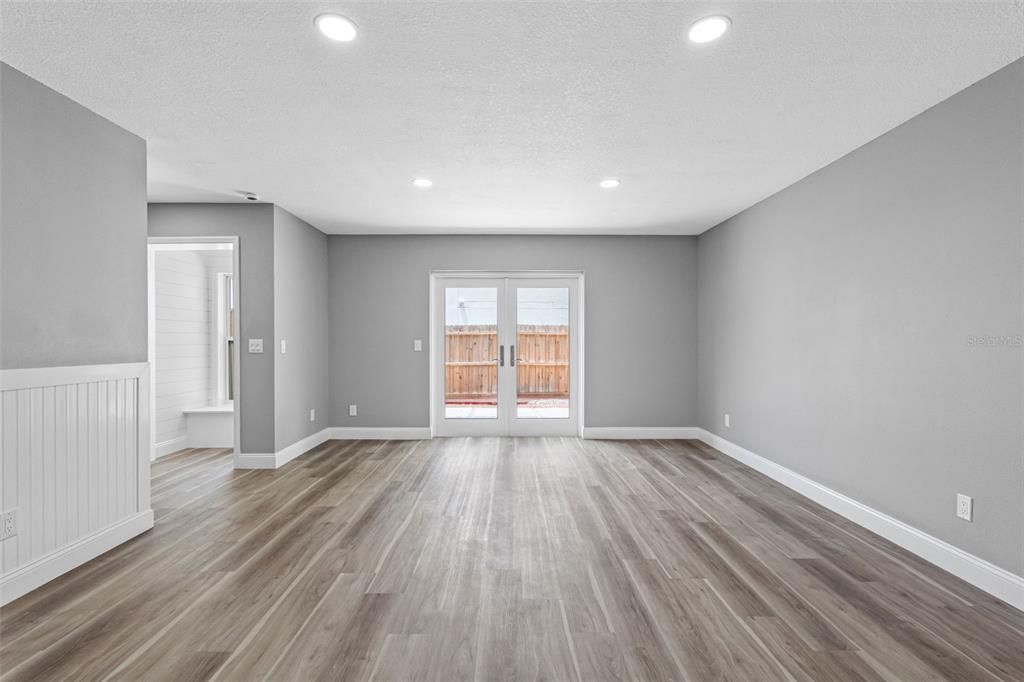 For Rent: $3,750 (2 beds, 2 baths, 1424 Square Feet)