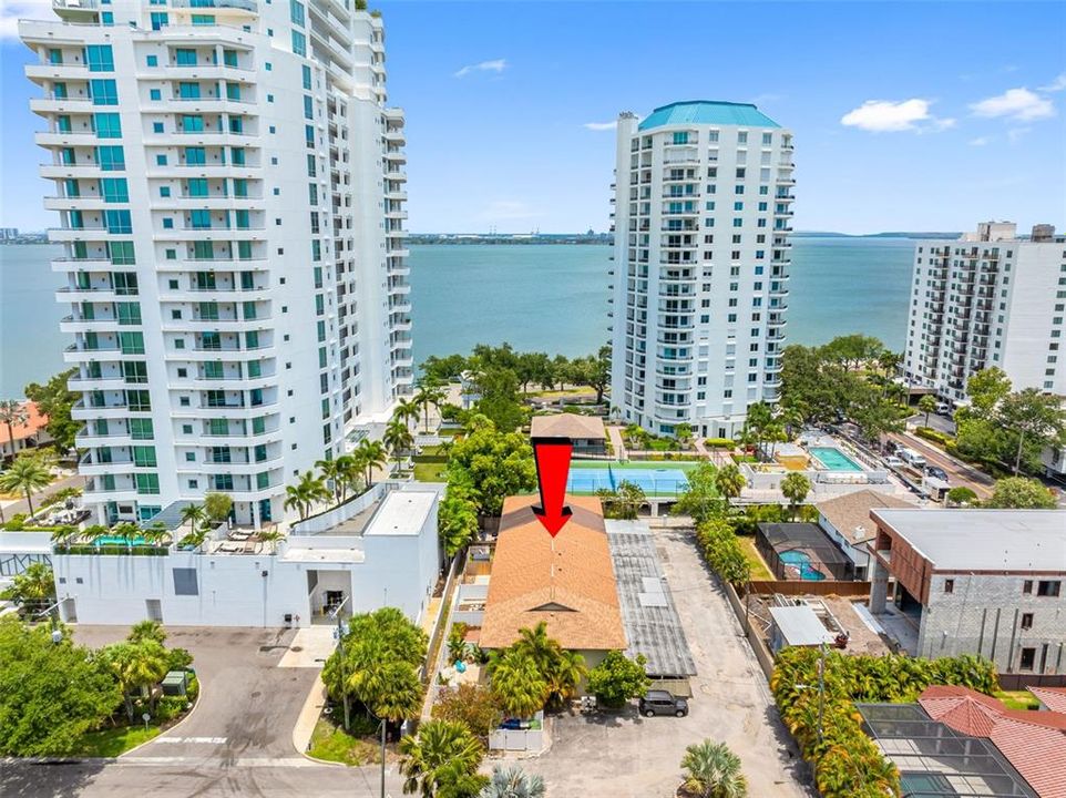 For Rent: $3,750 (2 beds, 2 baths, 1424 Square Feet)