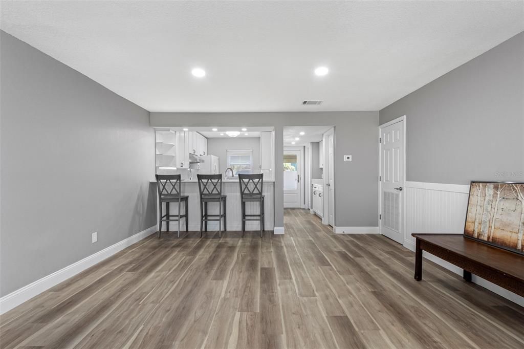 For Rent: $3,750 (2 beds, 2 baths, 1424 Square Feet)