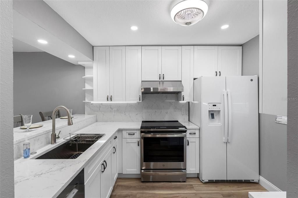 For Rent: $3,750 (2 beds, 2 baths, 1424 Square Feet)