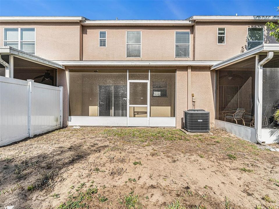 В аренду: $1,850 (2 спален, 2 ванн, 1398 Квадратных фут)