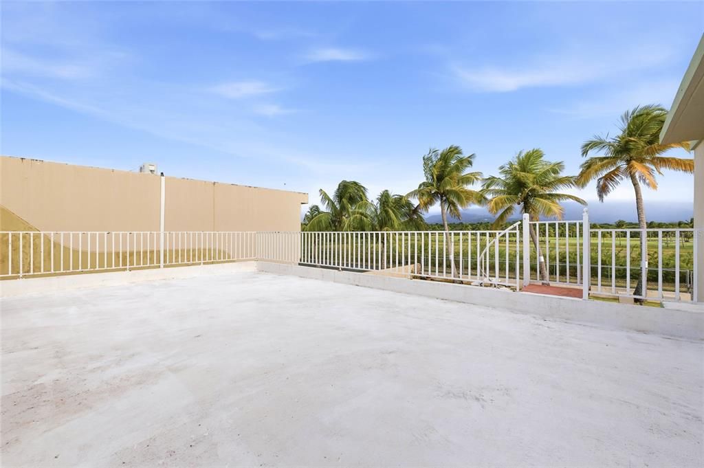 На продажу: $429,000 (3 спален, 2 ванн, 1700 Квадратных фут)