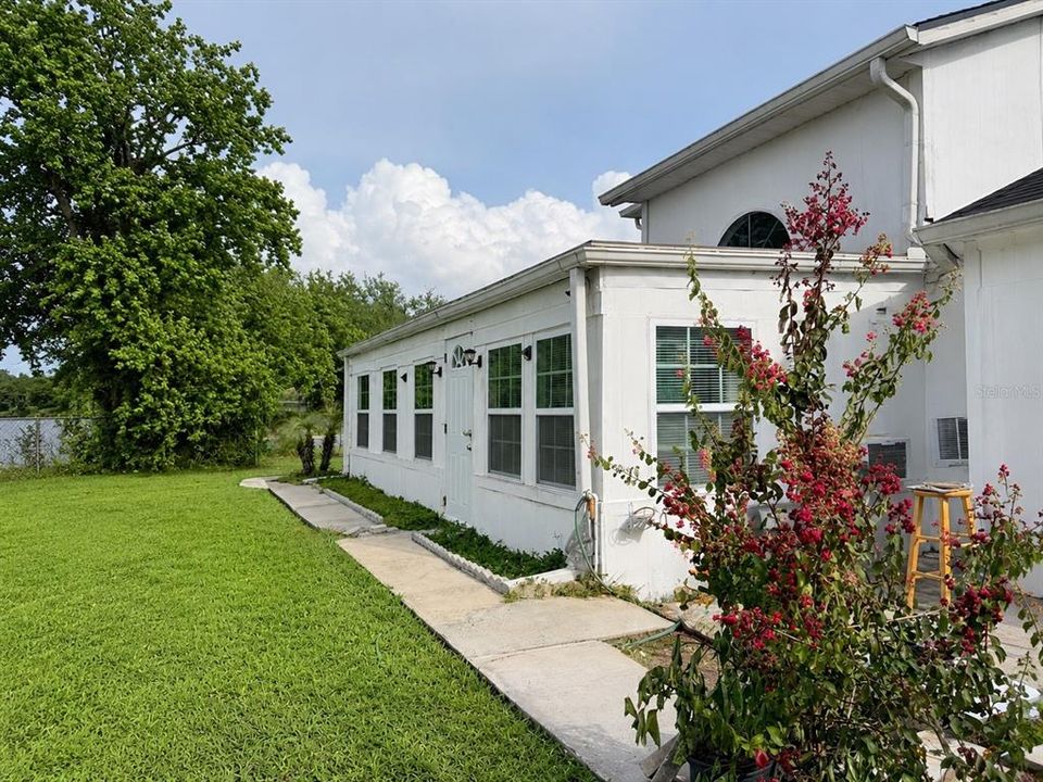 For Sale: $450,000 (4 beds, 2 baths, 2070 Square Feet)