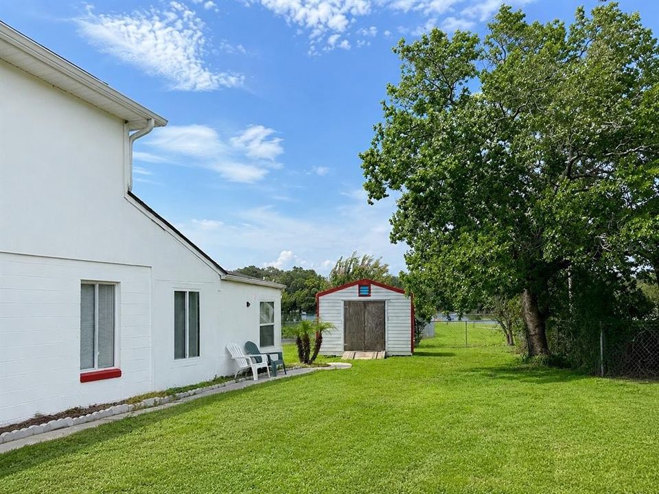For Sale: $450,000 (4 beds, 2 baths, 2070 Square Feet)