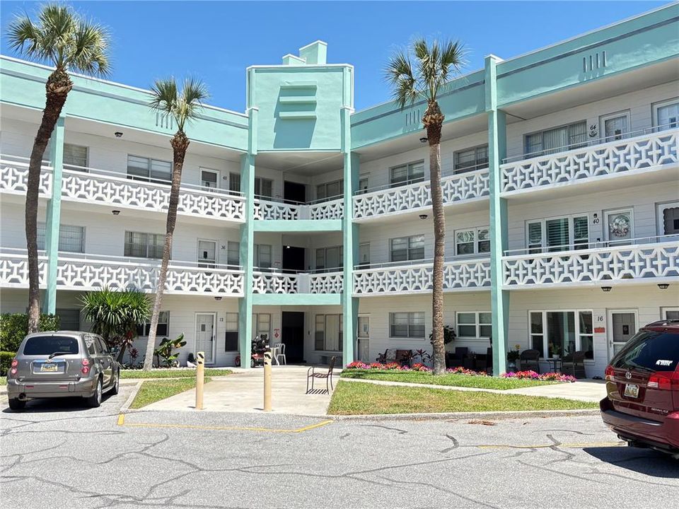 En Venta: $179,900 (2 camas, 2 baños, 1100 Pies cuadrados)