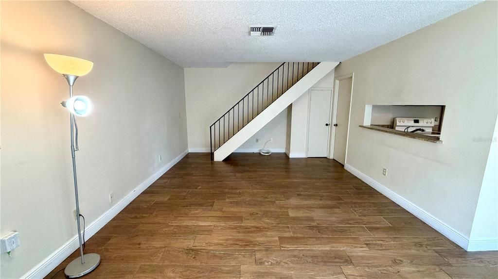 En Renta: $1,599 (2 camas, 1 baños, 909 Pies cuadrados)