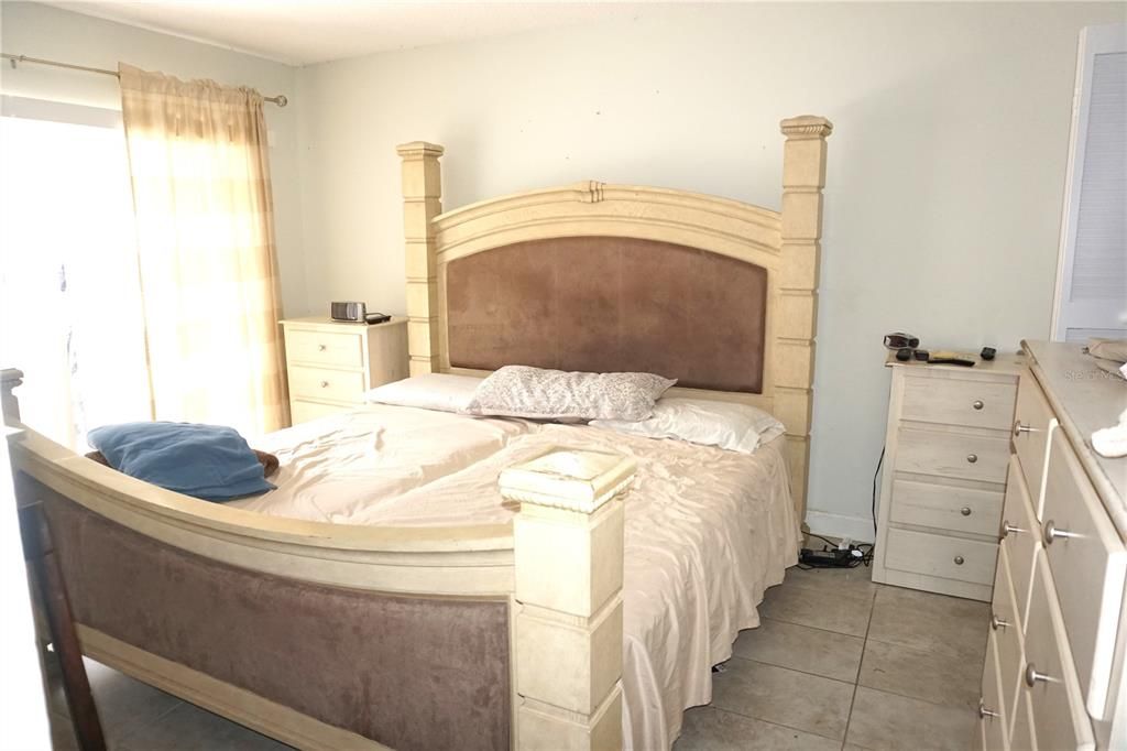 En Venta: $190,000 (2 camas, 2 baños, 1085 Pies cuadrados)