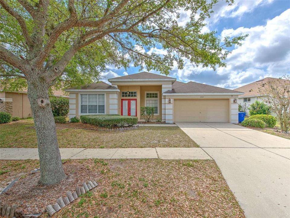 For Sale: $399,000 (4 beds, 3 baths, 2337 Square Feet)