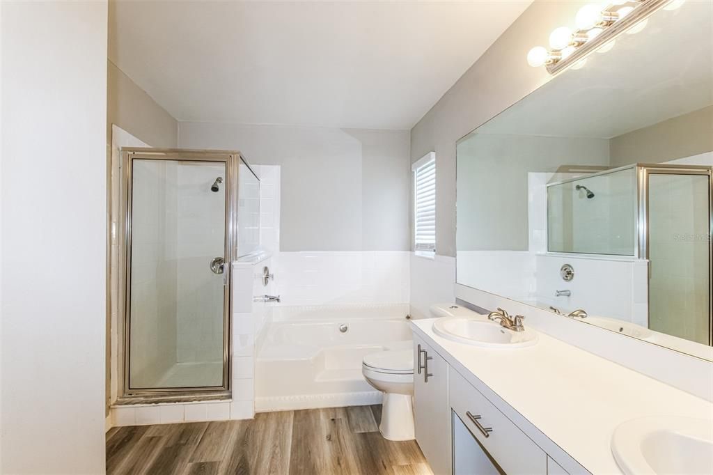 На продажу: $355,000 (3 спален, 2 ванн, 1768 Квадратных фут)