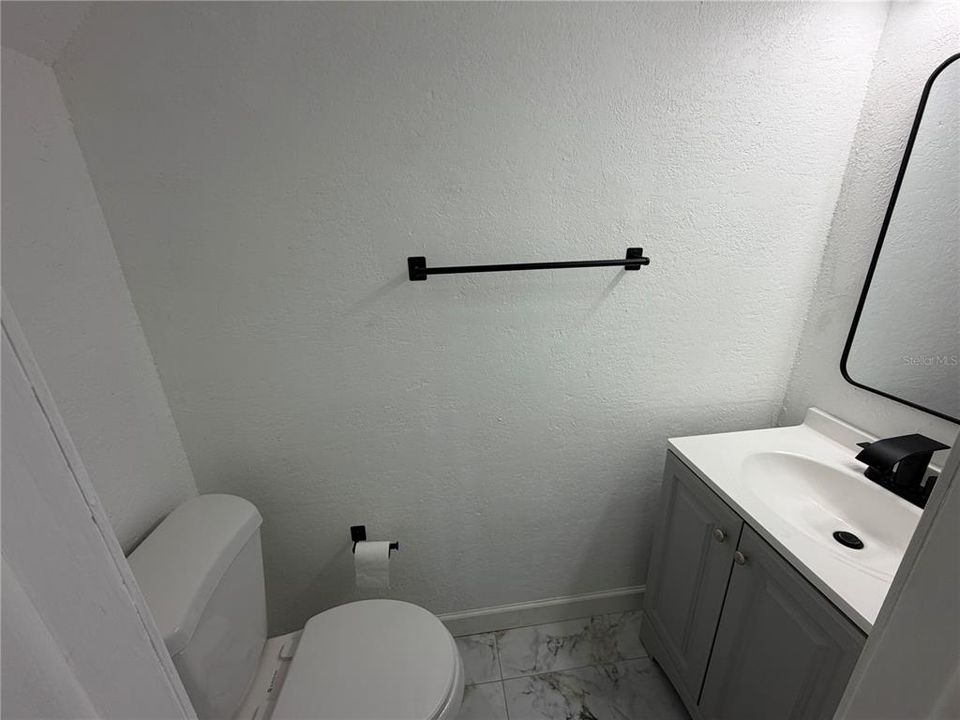 En Venta: $239,999 (2 camas, 2 baños, 1018 Pies cuadrados)