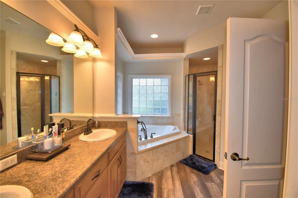 For Sale: $574,900 (4 beds, 3 baths, 3206 Square Feet)