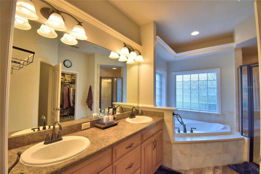 For Sale: $574,900 (4 beds, 3 baths, 3206 Square Feet)