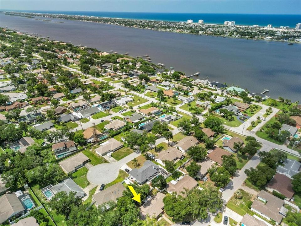 For Sale: $385,000 (3 beds, 2 baths, 1822 Square Feet)