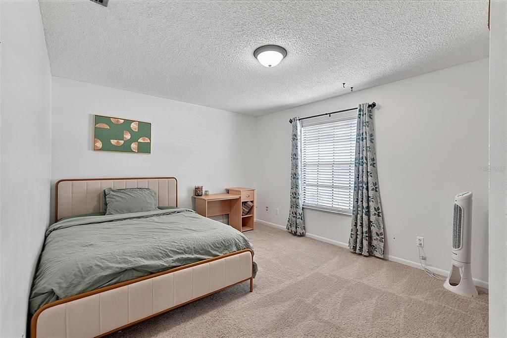 For Sale: $385,000 (3 beds, 2 baths, 1822 Square Feet)
