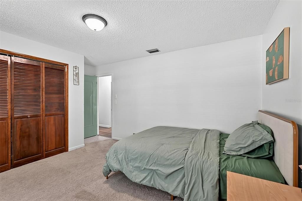 For Sale: $385,000 (3 beds, 2 baths, 1822 Square Feet)