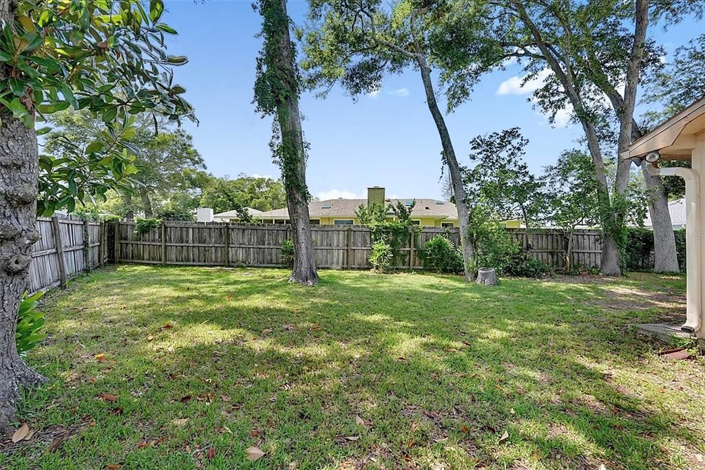 For Sale: $385,000 (3 beds, 2 baths, 1822 Square Feet)