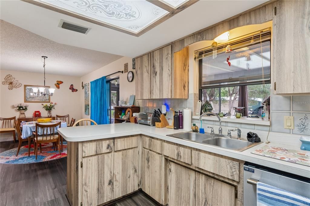 En Venta: $209,500 (2 camas, 2 baños, 1190 Pies cuadrados)