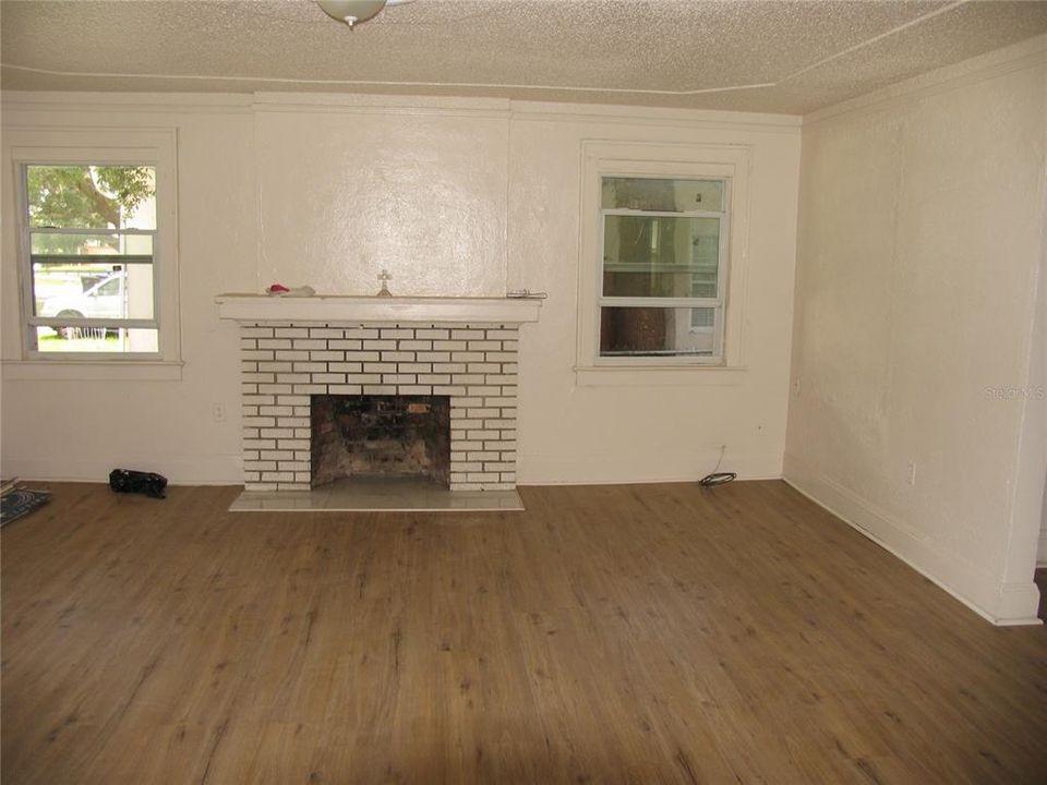 En Venta: $179,000 (2 camas, 1 baños, 1199 Pies cuadrados)