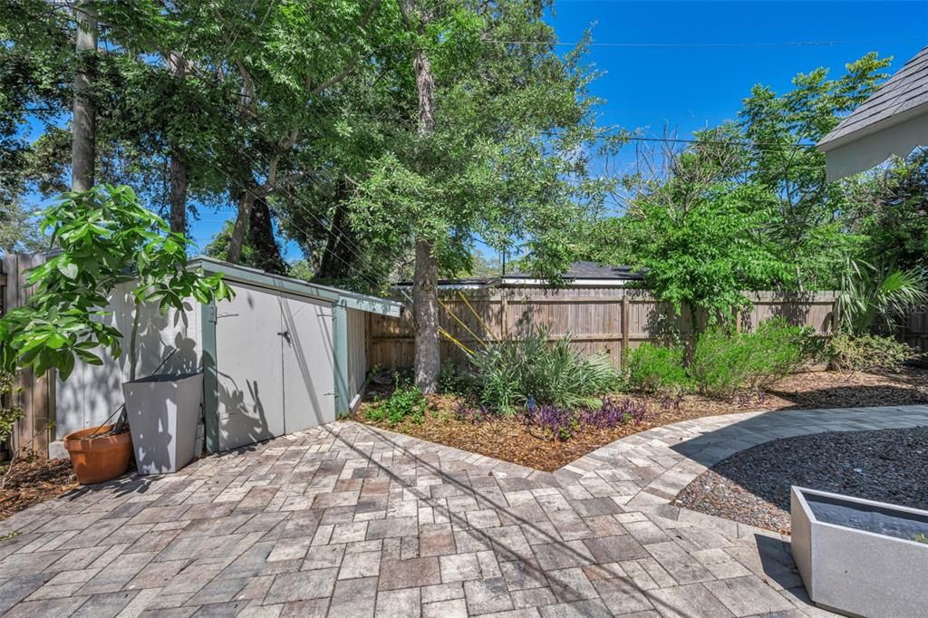 For Sale: $515,000 (3 beds, 2 baths, 1600 Square Feet)