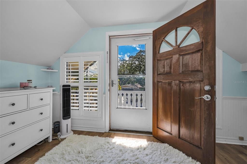 For Sale: $515,000 (3 beds, 2 baths, 1600 Square Feet)