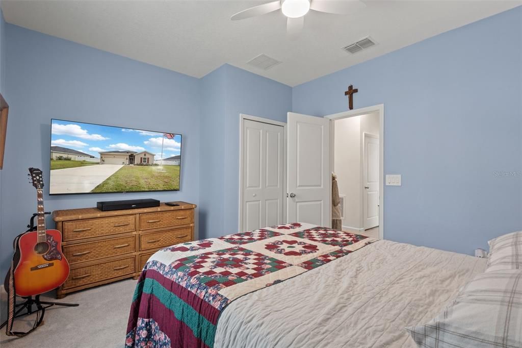 For Sale: $344,900 (4 beds, 3 baths, 2027 Square Feet)