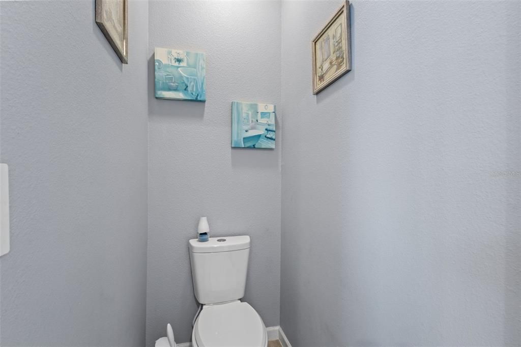 For Sale: $344,900 (4 beds, 3 baths, 2027 Square Feet)