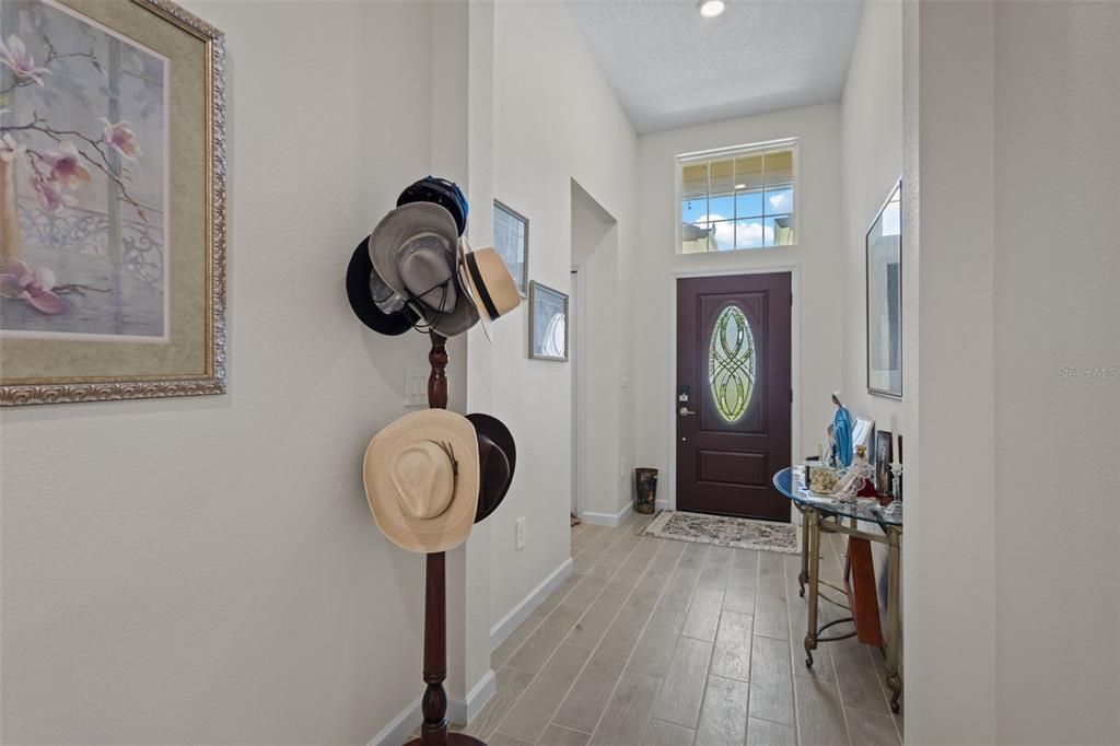 For Sale: $344,900 (4 beds, 3 baths, 2027 Square Feet)
