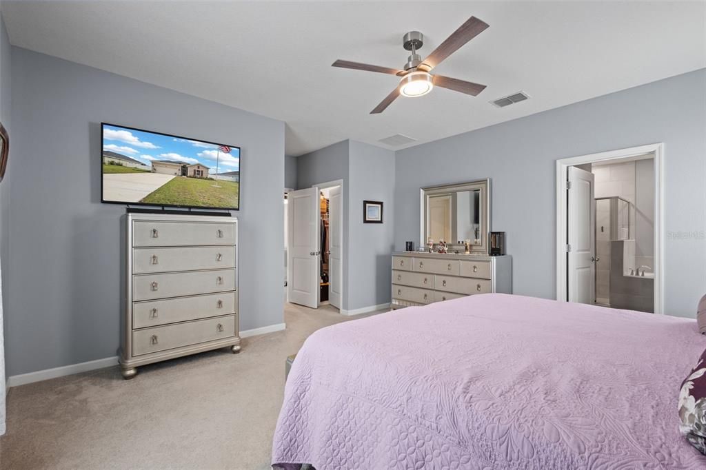 For Sale: $344,900 (4 beds, 3 baths, 2027 Square Feet)