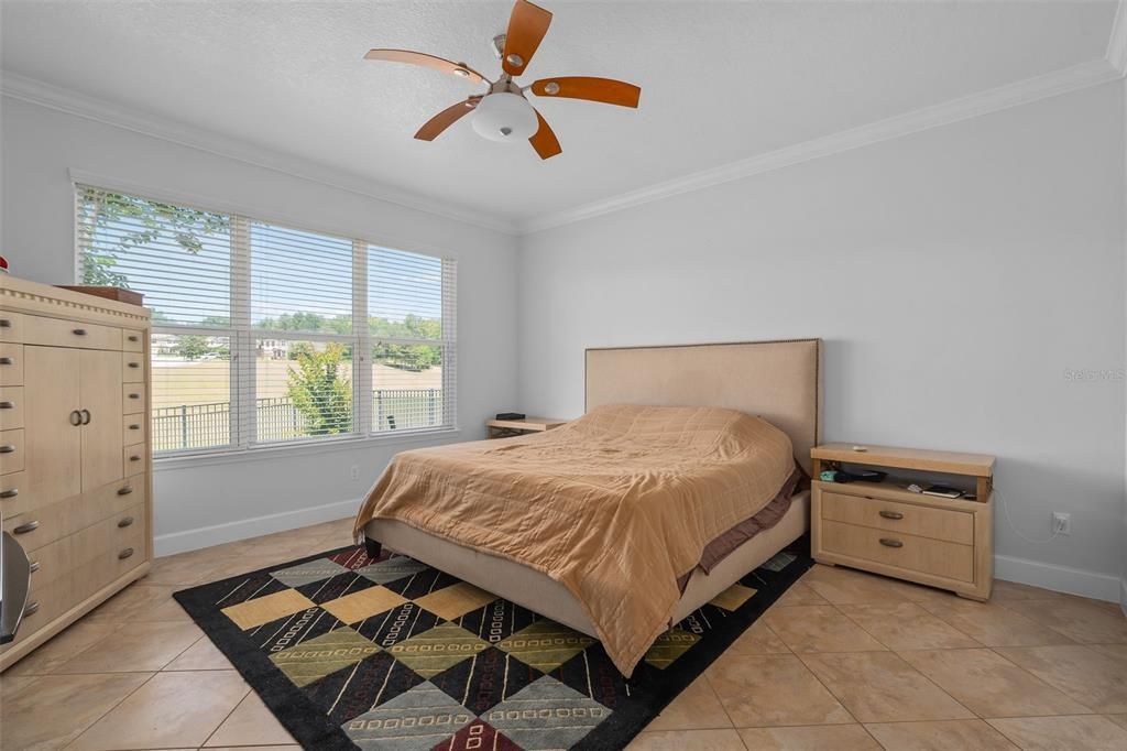 For Sale: $490,000 (4 beds, 3 baths, 2432 Square Feet)