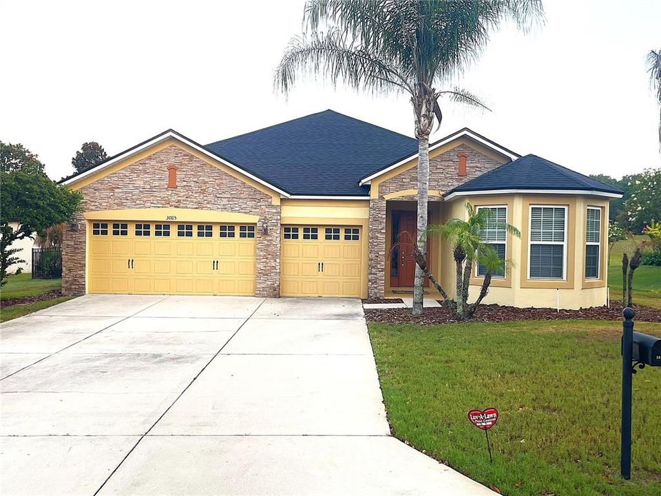 For Sale: $490,000 (4 beds, 3 baths, 2432 Square Feet)