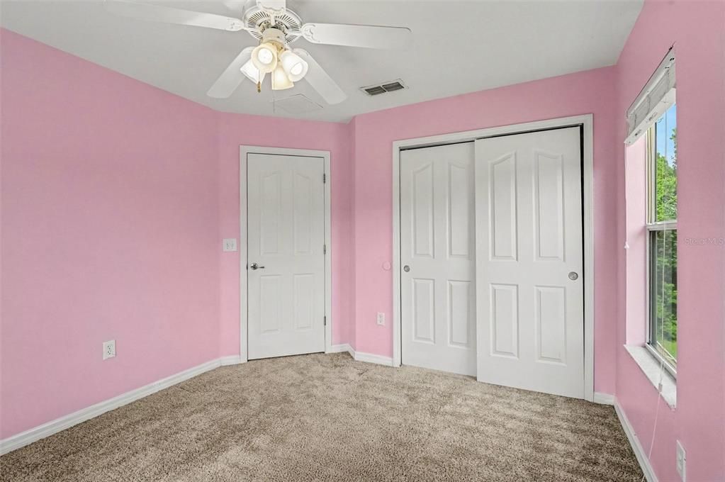 For Rent: $2,350 (3 beds, 2 baths, 1895 Square Feet)