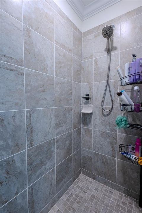 En Venta: $320,000 (2 camas, 2 baños, 1121 Pies cuadrados)