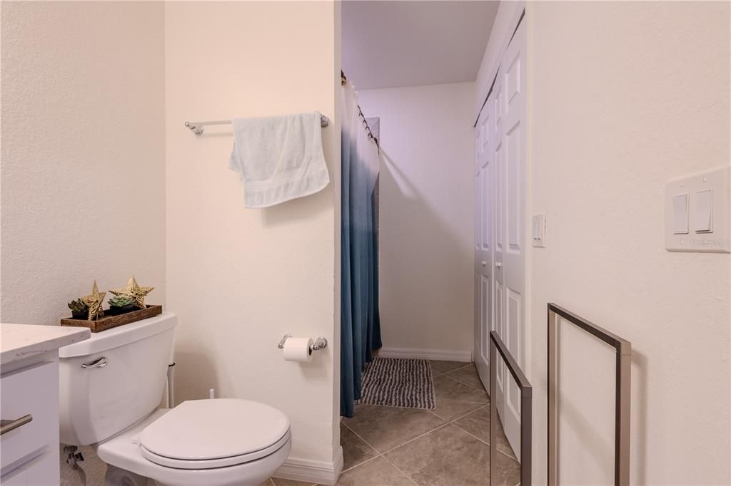 En Venta: $320,000 (2 camas, 2 baños, 1121 Pies cuadrados)