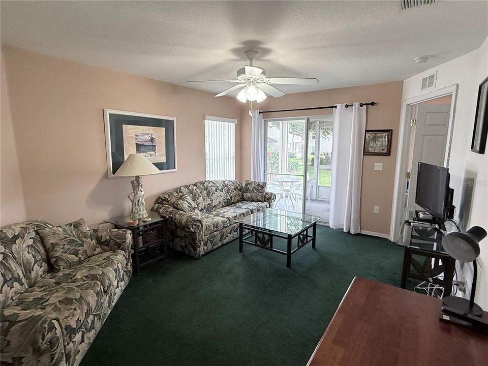 For Sale: $214,900 (3 beds, 2 baths, 1245 Square Feet)