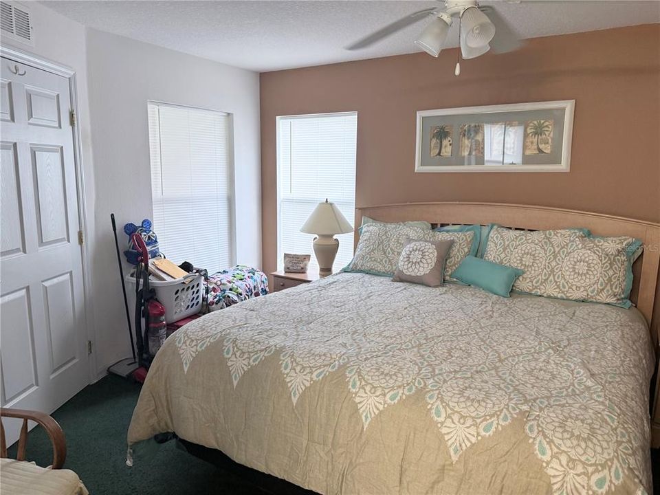 For Sale: $214,900 (3 beds, 2 baths, 1245 Square Feet)