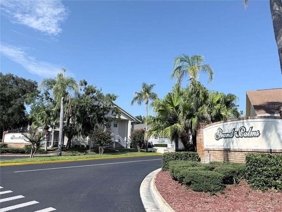 For Sale: $214,900 (3 beds, 2 baths, 1245 Square Feet)