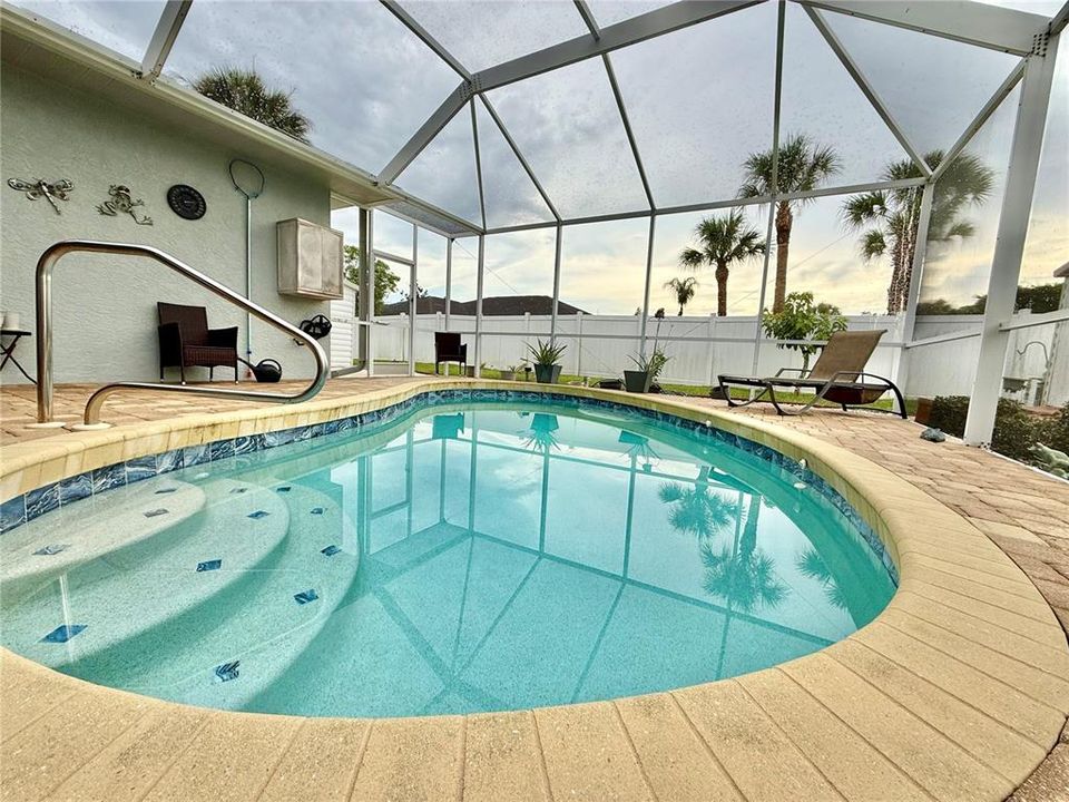 На продажу: $425,000 (3 спален, 2 ванн, 1819 Квадратных фут)