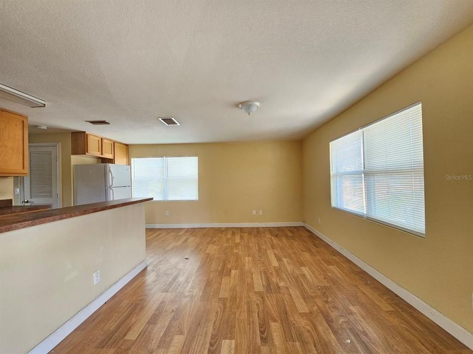 В аренду: $1,275 (1 спален, 1 ванн, 800 Квадратных фут)