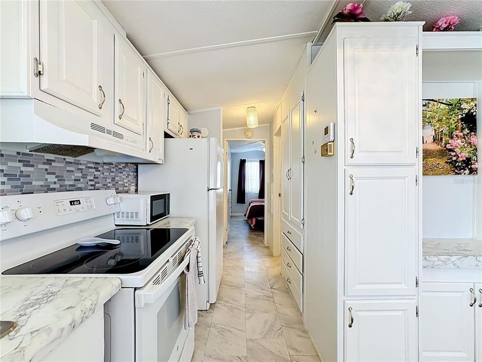 На продажу: $134,000 (1 спален, 2 ванн, 840 Квадратных фут)