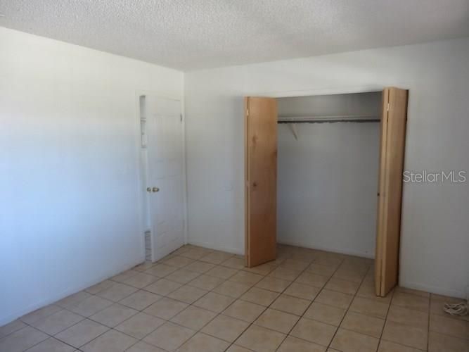В аренду: $1,850 (2 спален, 1 ванн, 4200 Квадратных фут)
