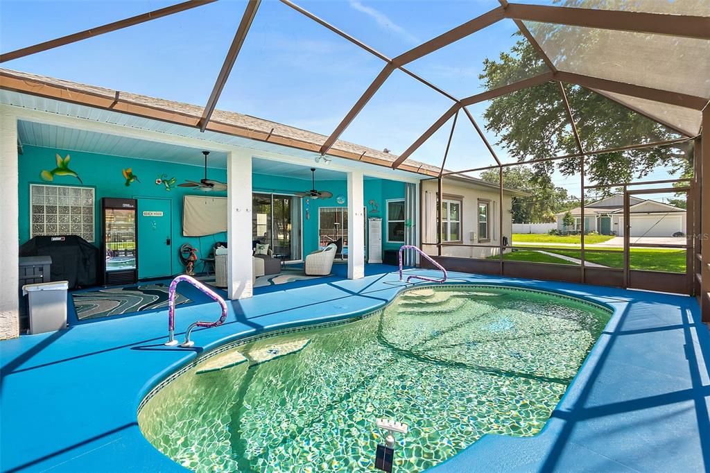 На продажу: $449,000 (3 спален, 2 ванн, 1948 Квадратных фут)