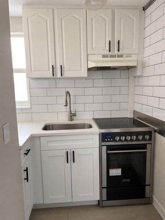 For Rent: $1,250 (1 beds, 1 baths, 500 Square Feet)