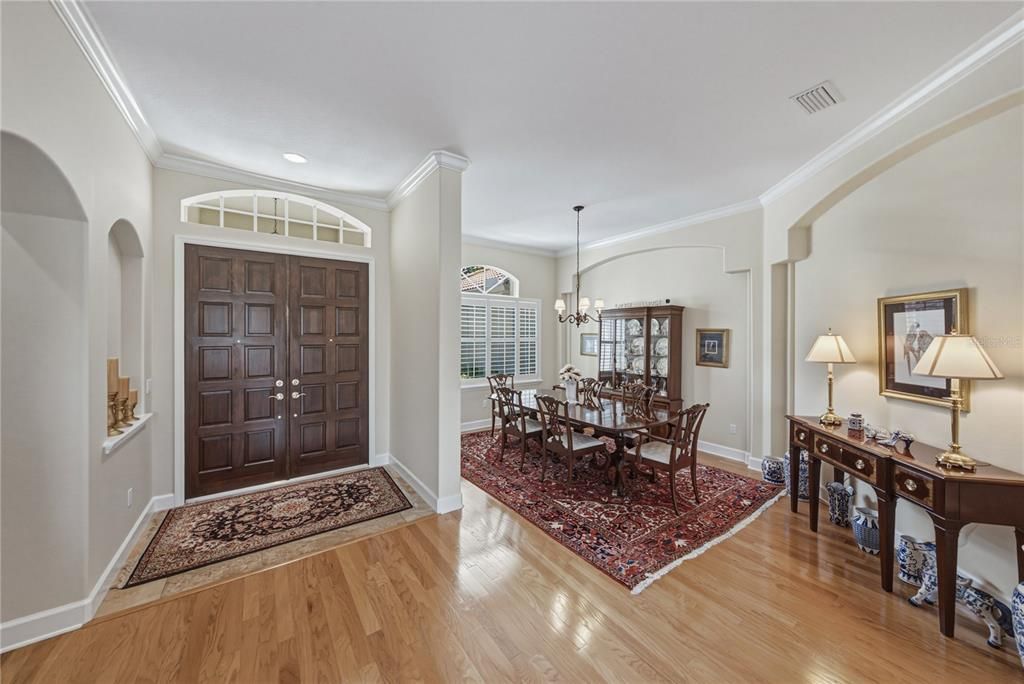 En Venta: $1,250,000 (4 camas, 3 baños, 3677 Pies cuadrados)