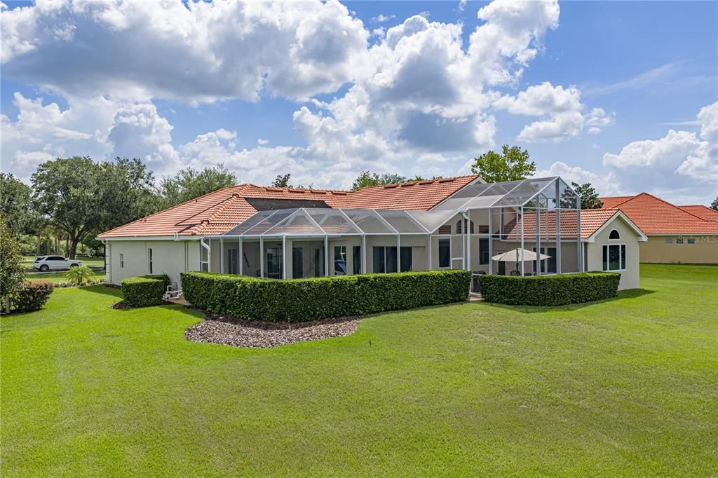 En Venta: $1,250,000 (4 camas, 3 baños, 3677 Pies cuadrados)