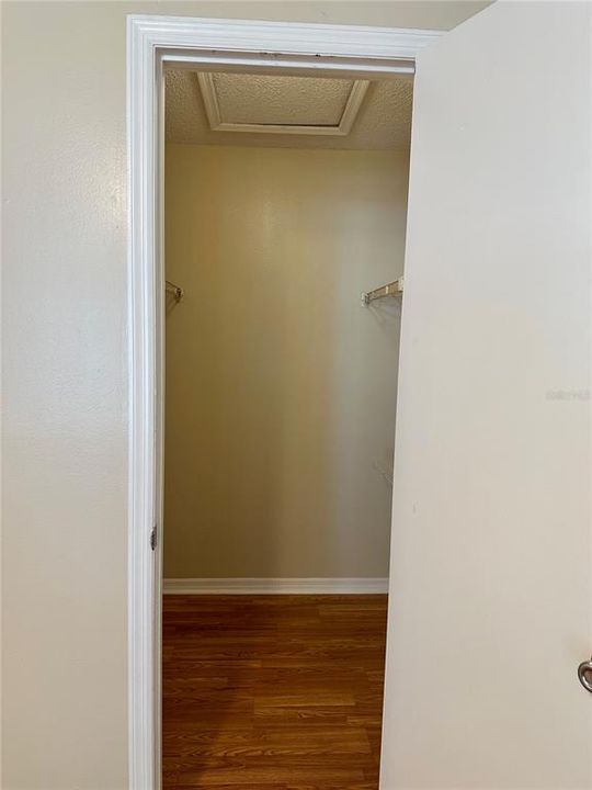 В аренду: $1,750 (2 спален, 1 ванн, 1285 Квадратных фут)