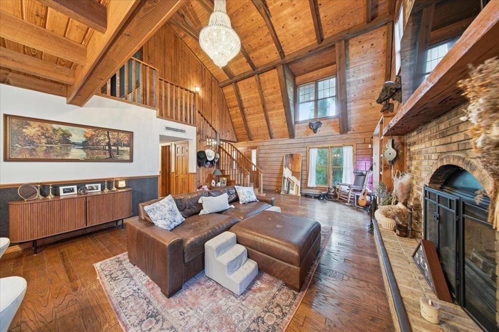 En Venta: $874,900 (6 camas, 3 baños, 2962 Pies cuadrados)