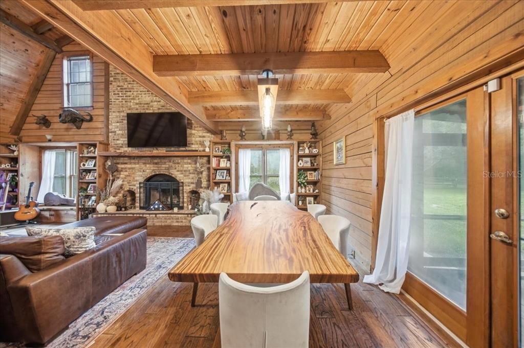 En Venta: $874,900 (6 camas, 3 baños, 2962 Pies cuadrados)